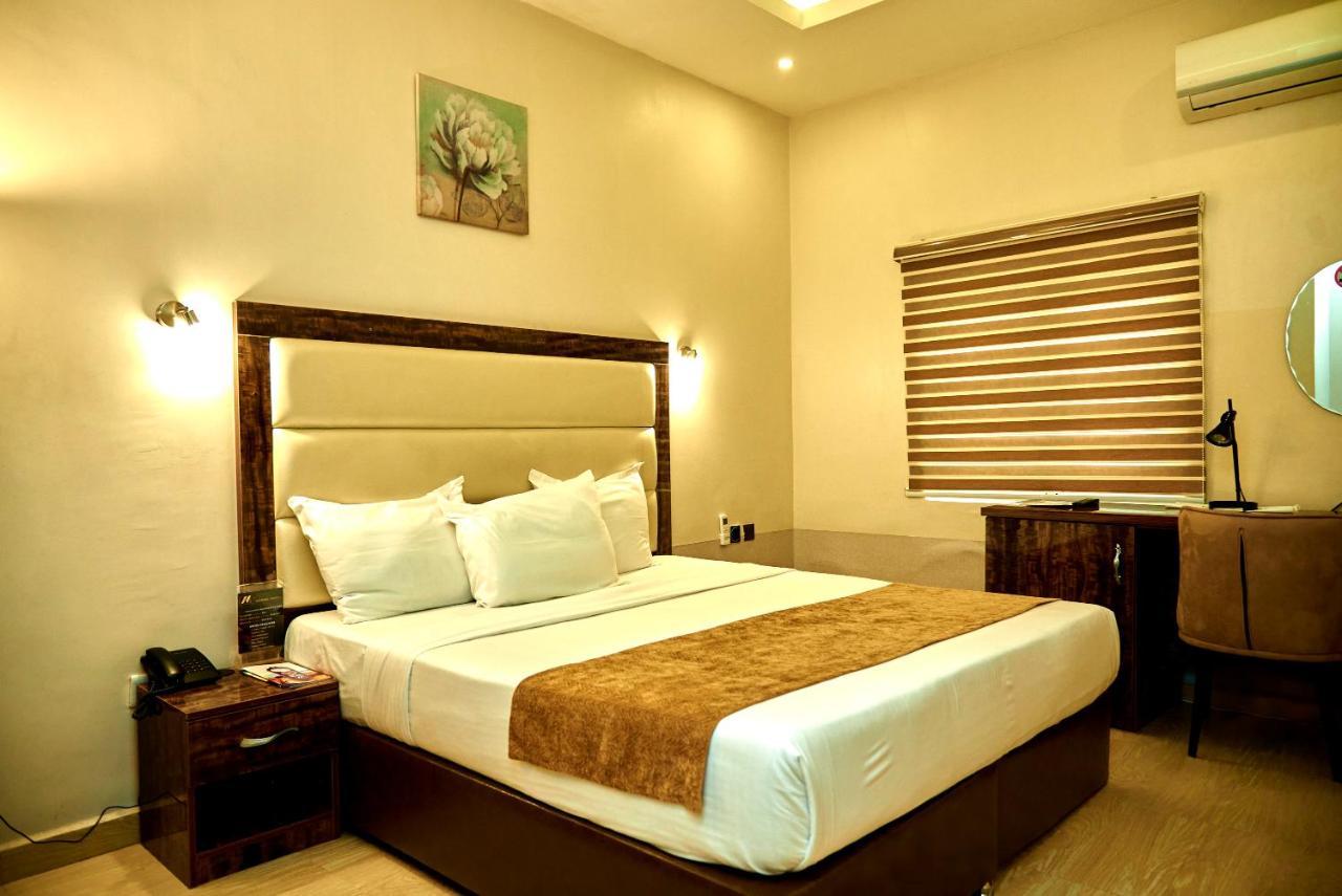 Mayfair Hotel Maitama Abuja Esterno foto