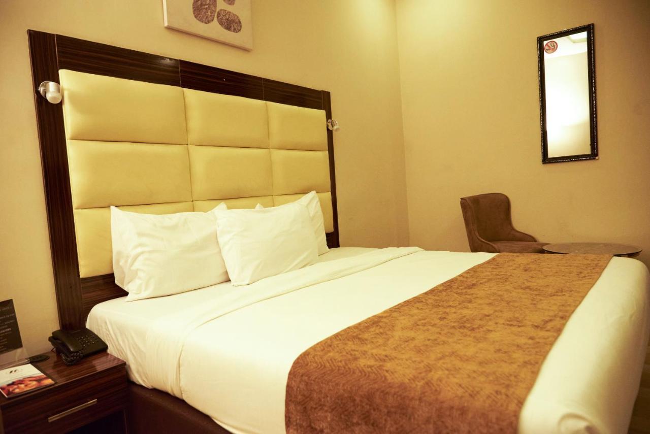 Mayfair Hotel Maitama Abuja Esterno foto