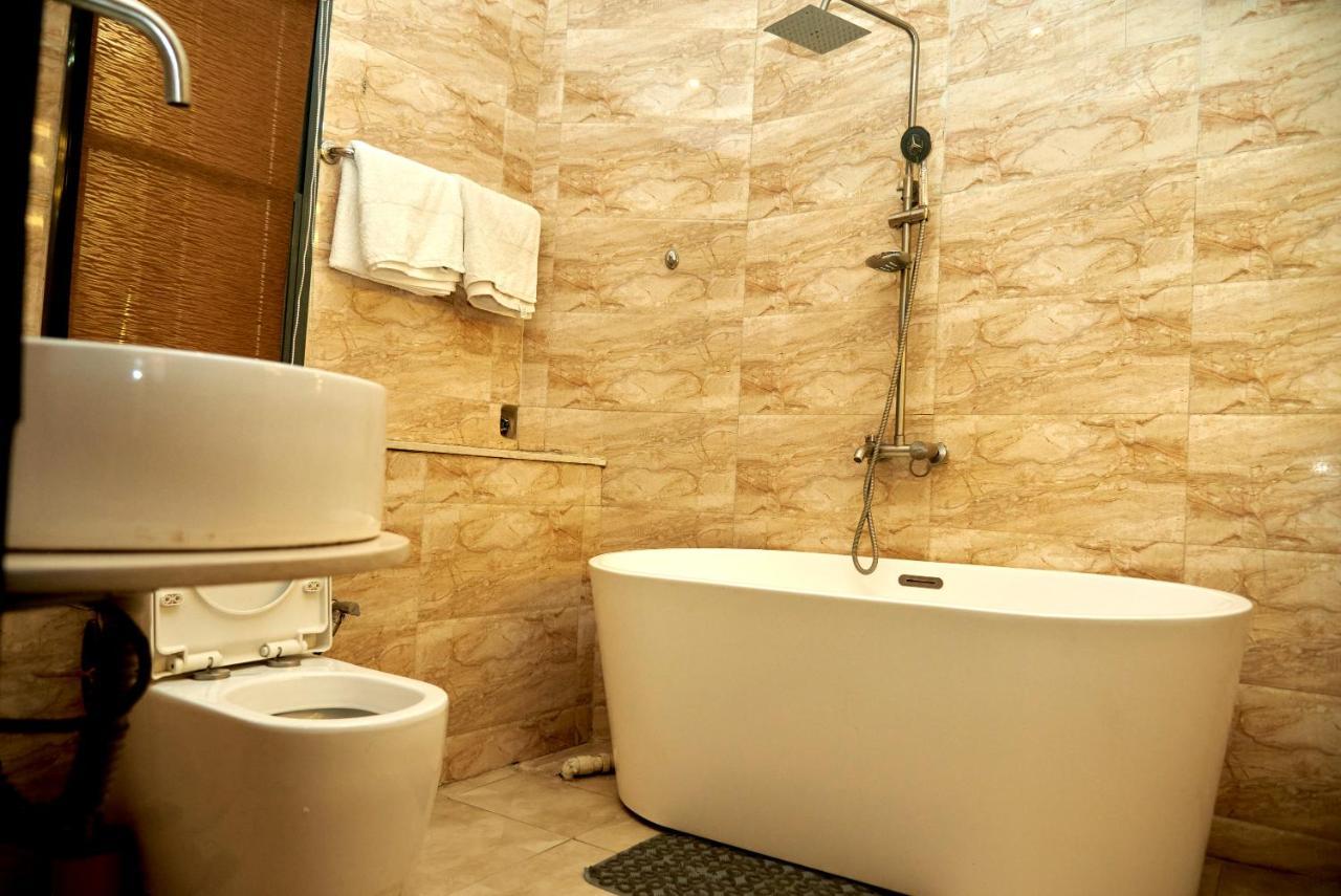 Mayfair Hotel Maitama Abuja Esterno foto