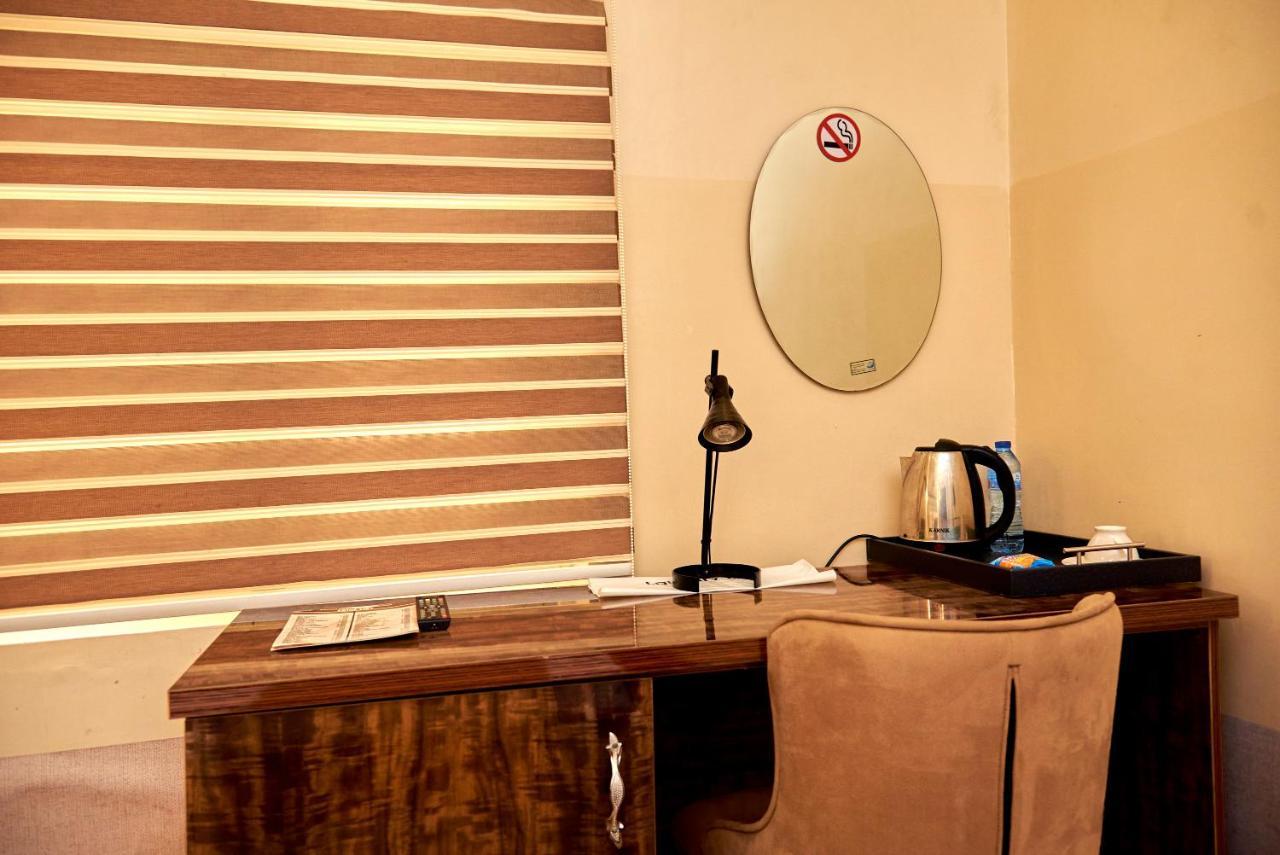 Mayfair Hotel Maitama Abuja Esterno foto